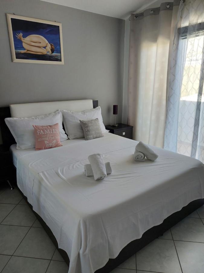 Lara & Vito Apartment